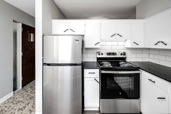 Building Photo - Amazing 2-Bedroom Apartment in Millard!