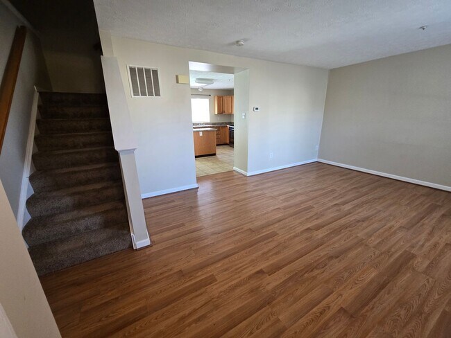 Building Photo - Spacious 3BR Townhouse in Sought-After Constant Friendship – Minutes to Everything!