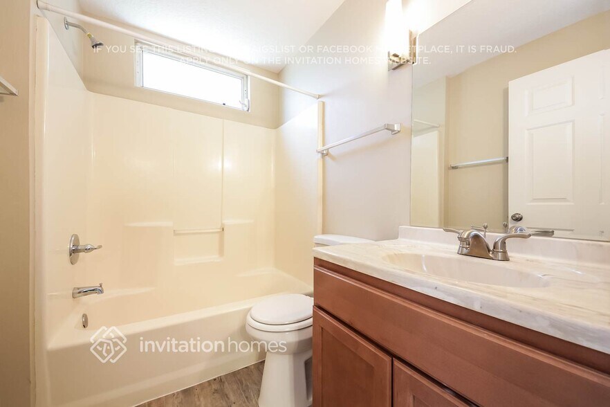 Building Photo - 1401 Brookebridge Dr