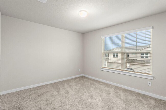 Building Photo - 17200 Leafroller Dr