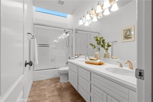 Building Photo - 58 Via Candelaria