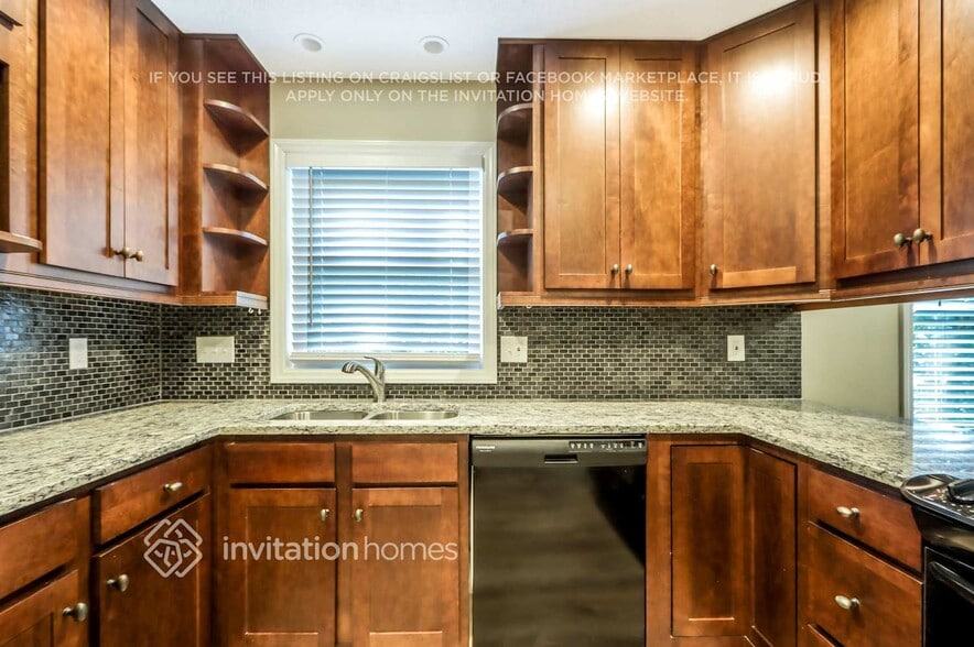 Building Photo - 8535 Timbercrest Cir