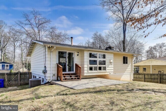 Building Photo - 14316 Woodcrest Dr