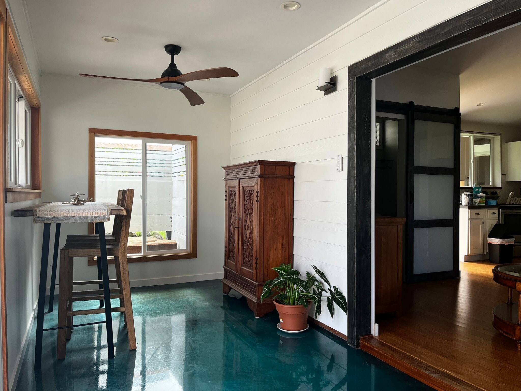 Building Photo - 592 Laie Dr