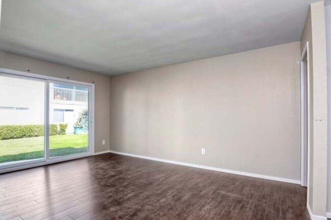 Building Photo - 6318 Caminito Andreta