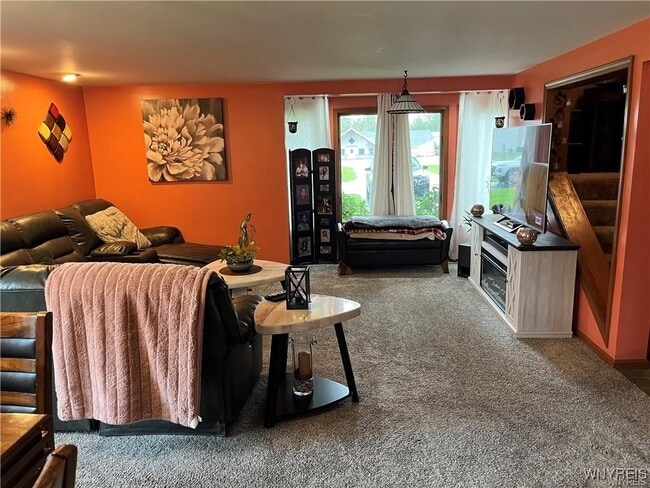 Building Photo - 3279 Clinton St