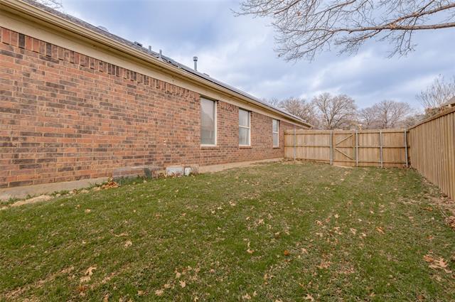 Building Photo - 1800 Corvallis Ct