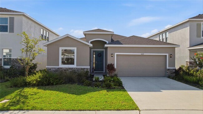 Building Photo - 10622 Eustis Dr