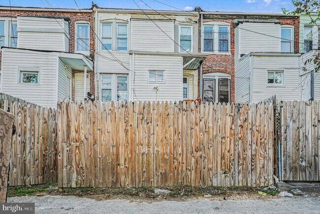 Building Photo - 409 Edgewood St