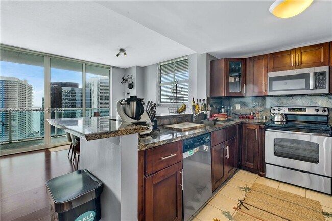 Building Photo - 1250 S Miami Ave