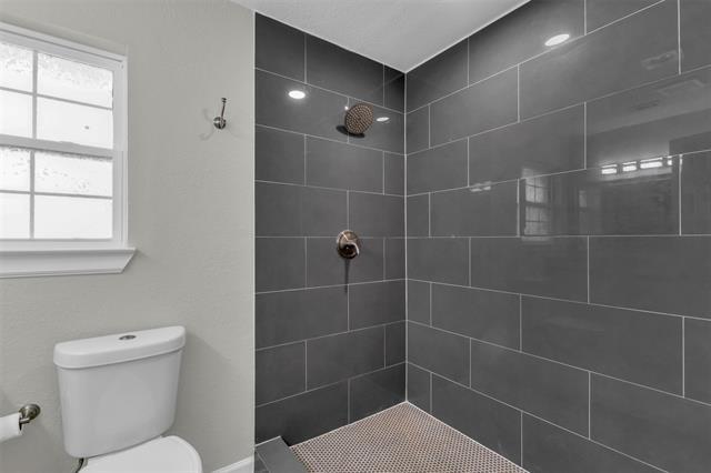 Building Photo - 12904 Rosser Rd