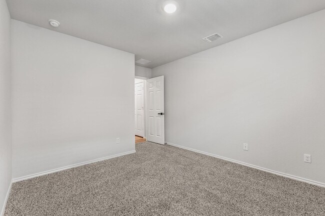 Building Photo - 1427 Brookfield St