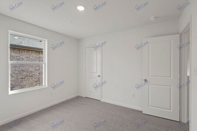 Building Photo - 2111 Jackson St