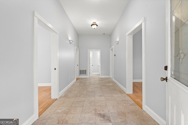 Building Photo - 235 Jenkins Rd