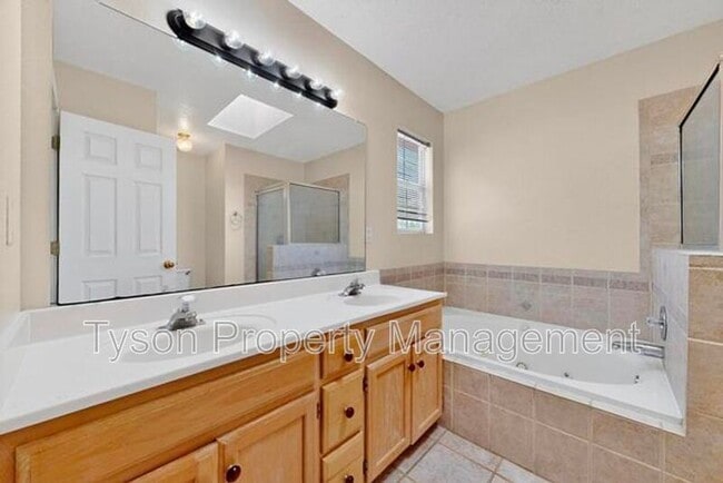 Building Photo - 10409 Cedar Springs Dr NW