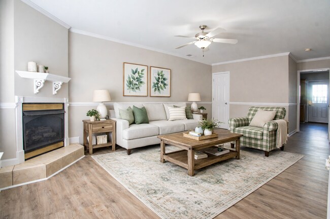 Building Photo - 2 Bedroom 2.5 Bathroom Townhome