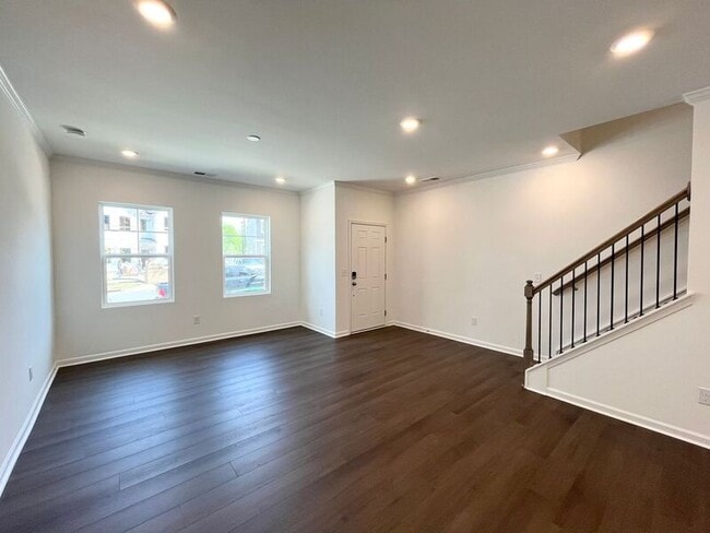 Building Photo - 658 Mirkwood Ave