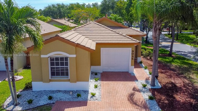 Building Photo - 3025 NW 99th Pl