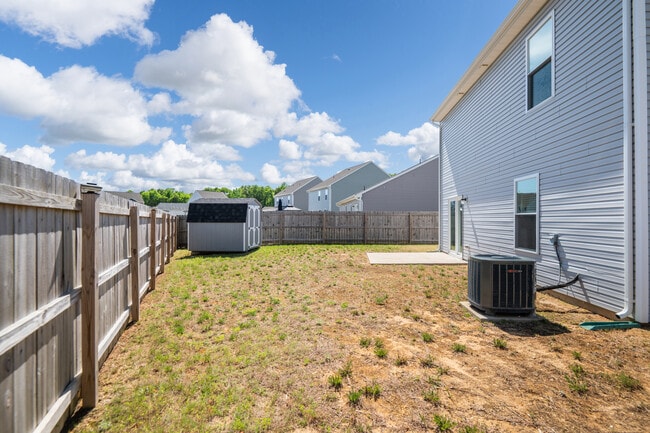 Building Photo - 2854 Meadowview Blvd