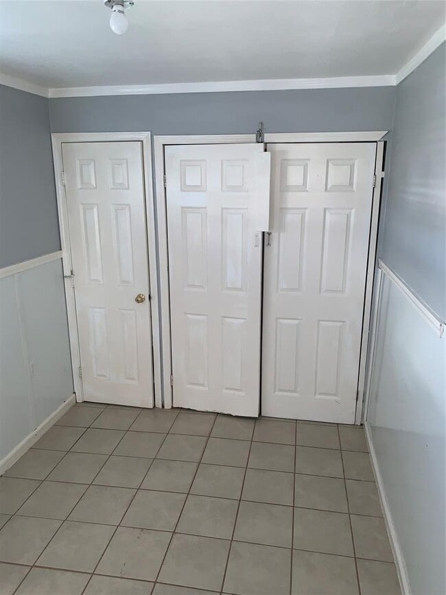 Building Photo - 4018 Claudia Dr
