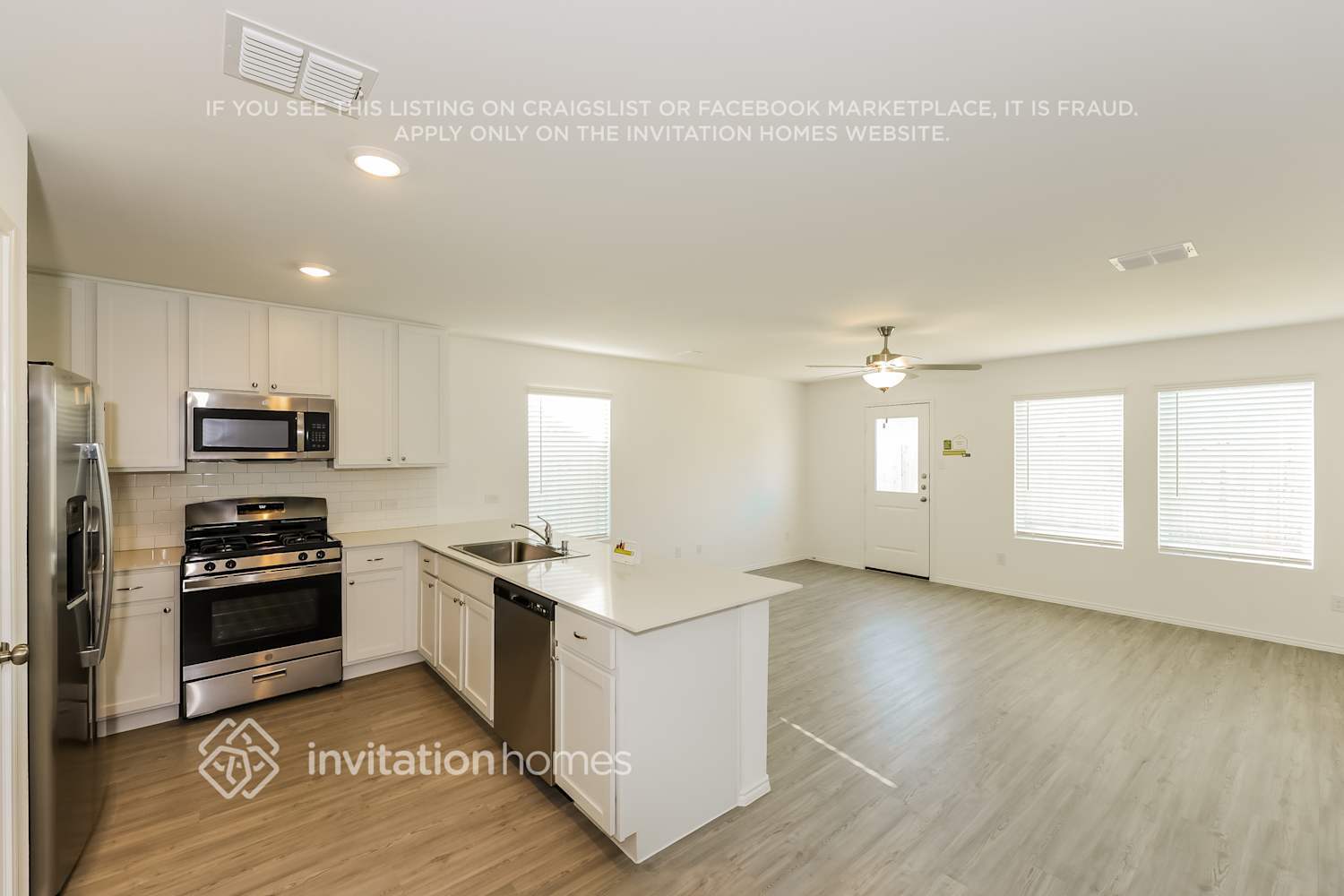 Building Photo - 4033 Mountain Meadow Rd
