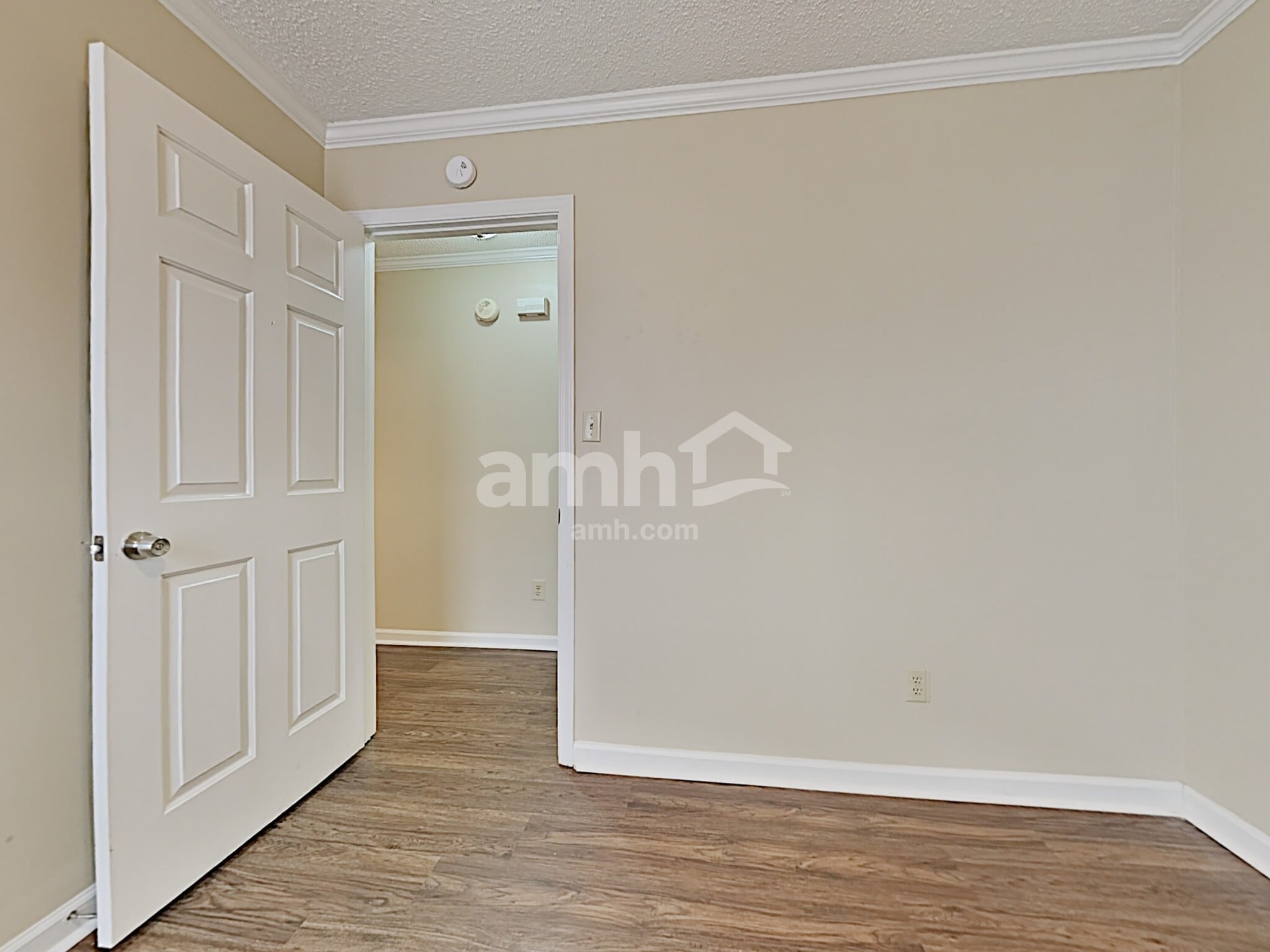 Building Photo - 2240 Angel Crest Cir