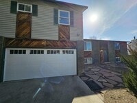 Building Photo - 3508 Chestnut Ave