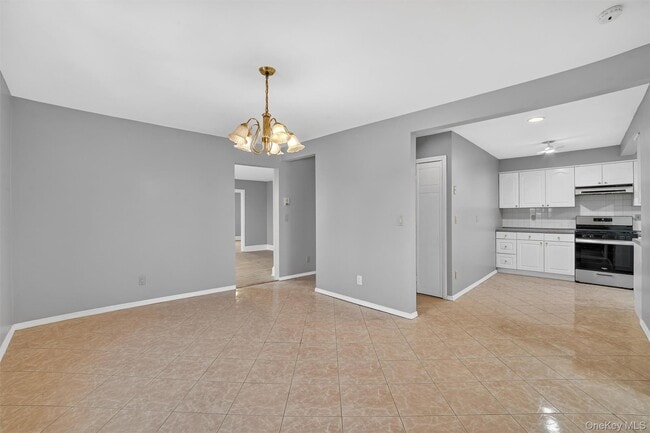 Building Photo - 4 Amackassin Terrace