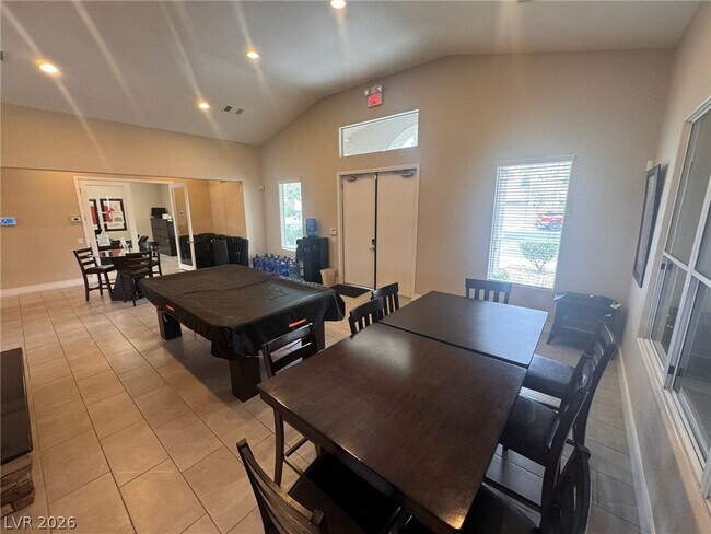 Building Photo - 5202 Dubris Dr