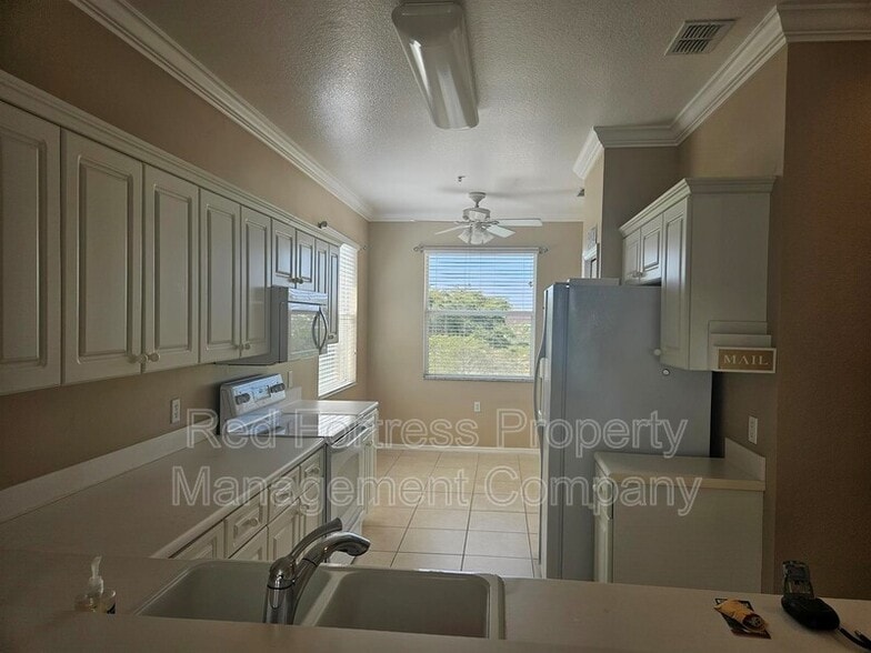 Building Photo - 8320 Whiskey Preserve Cir