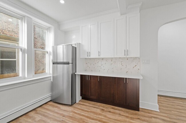 Building Photo - 5 Lienau Pl