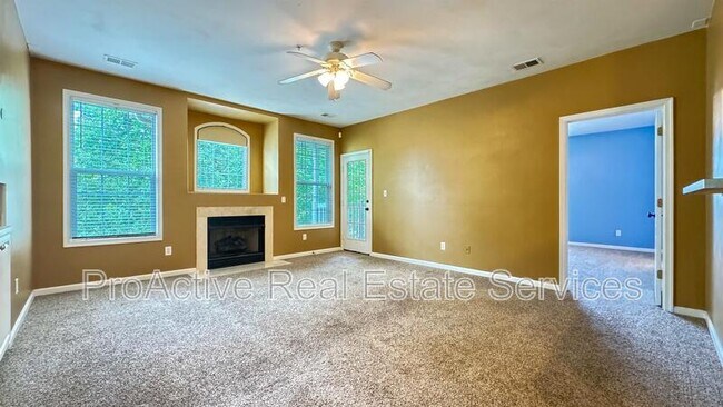 Building Photo - 1034 Grand Oak Ln