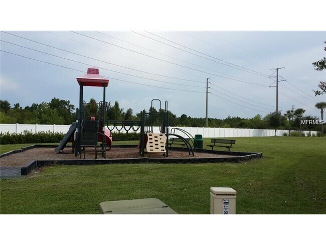 Building Photo - 3/2.5 Townhouse For Rent in SouthMeadow