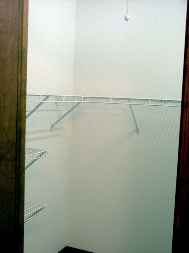Building Photo - 118 Bogey Ln