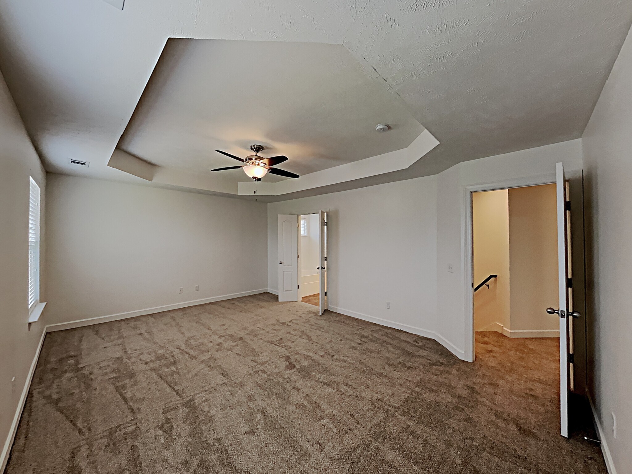 Building Photo - 244 Sundown Dr
