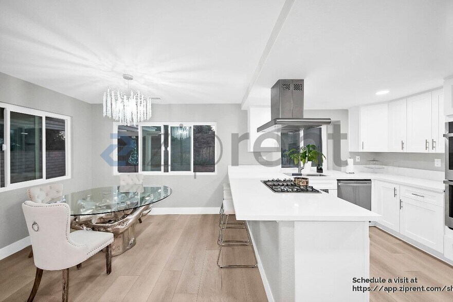 Building Photo - 23693 Cadenza Dr