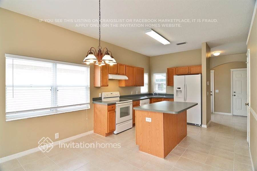 Building Photo - 7629 Clovelly Park Pl