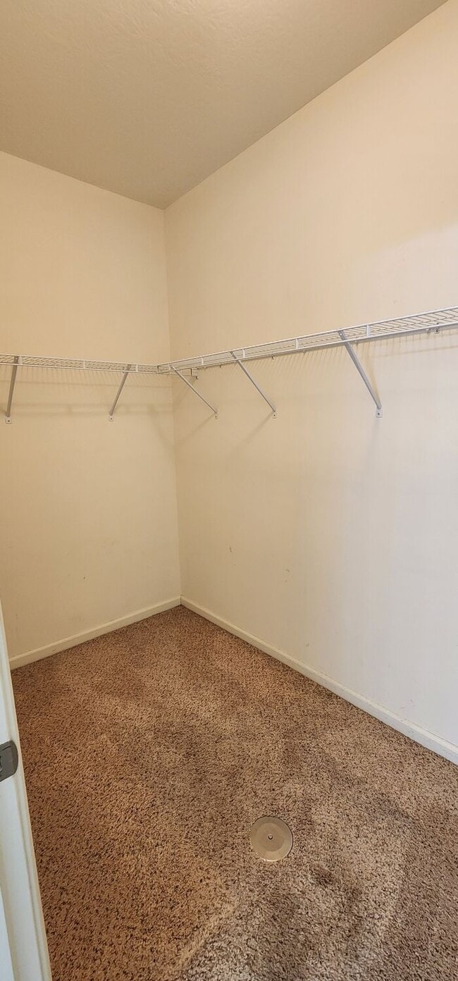 Building Photo - Fantastic 2-3 Bedroom Condo in Powell