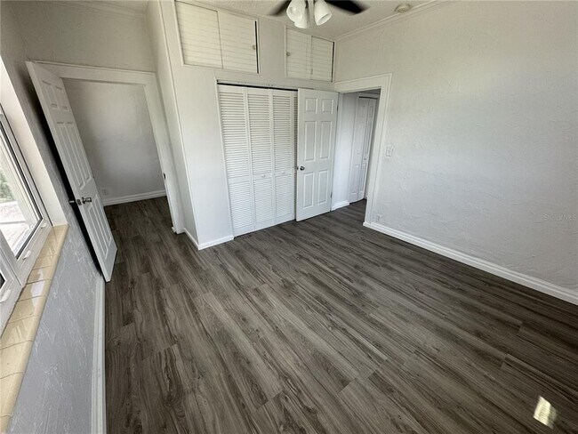 Building Photo - 428 Armada Rd
