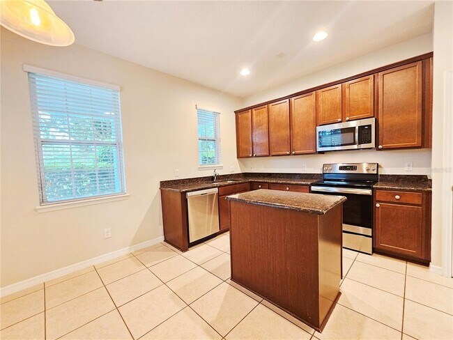 Building Photo - 12754 Garridan Ave