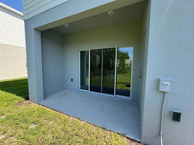 Building Photo - 3133 Skyline Lp