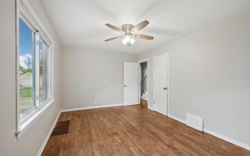 Building Photo - 417 Dove Dr