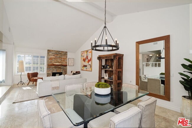 Building Photo - 6497 Country Club Dr