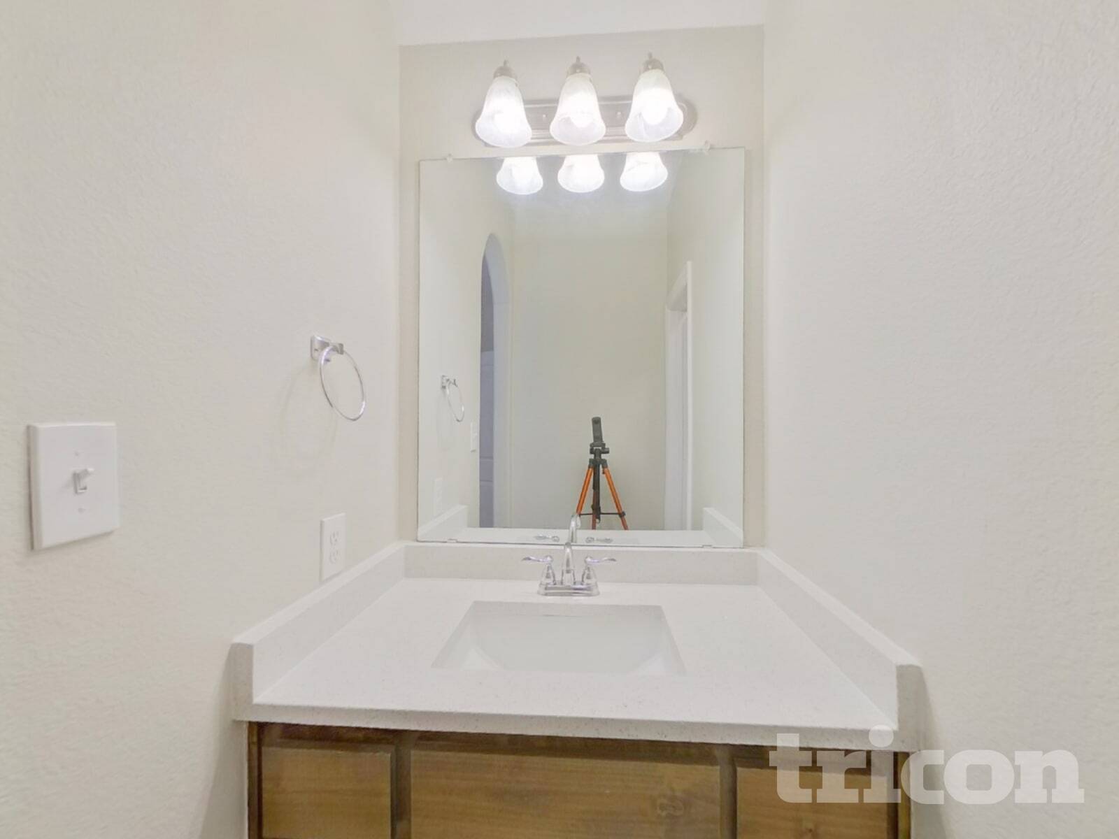 Building Photo - 5301 Runnymede Ct