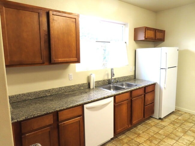 Building Photo - 9050 Double R Blvd