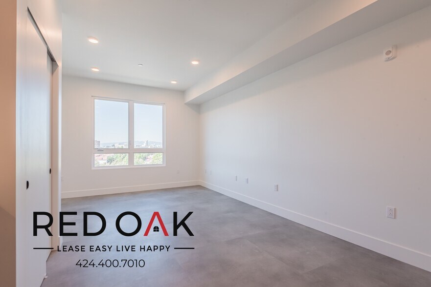 Building Photo - 3450 W 43rd St
