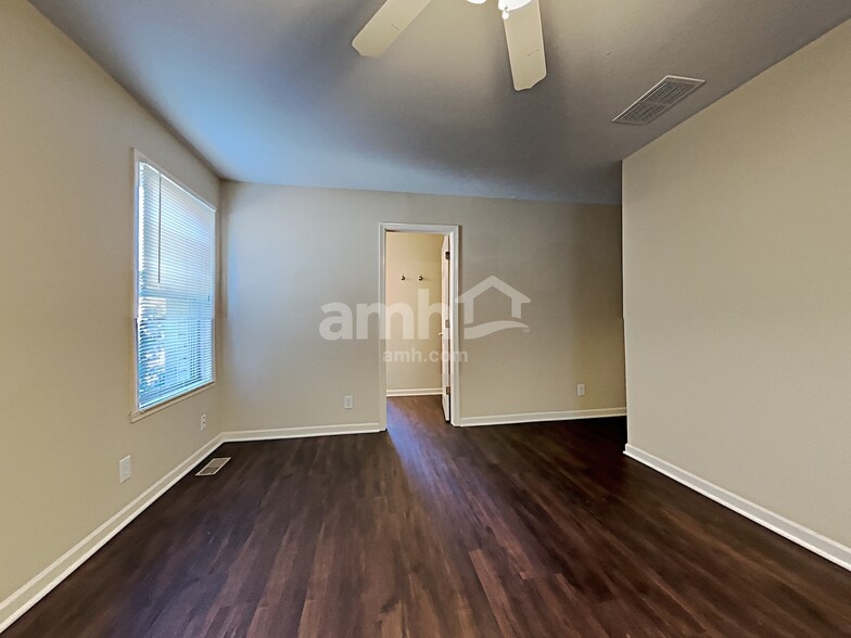 Building Photo - 13041 Rawlings Ct