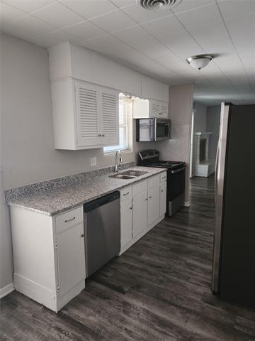 Building Photo - 3013 San Marcos Dr