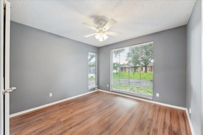 Building Photo - Coming Soon - Carrollton Rental