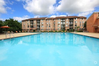 Building Photo - Country Place Apartments